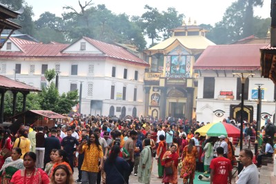  आज साउन महिनाको पहिलो सोमबार,देशभरका शिवालयमा दर्शनार्थीको घुईचो(तस्वीरसहित) 